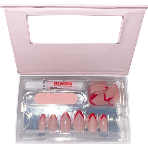 Lana - Picture 6 of 6